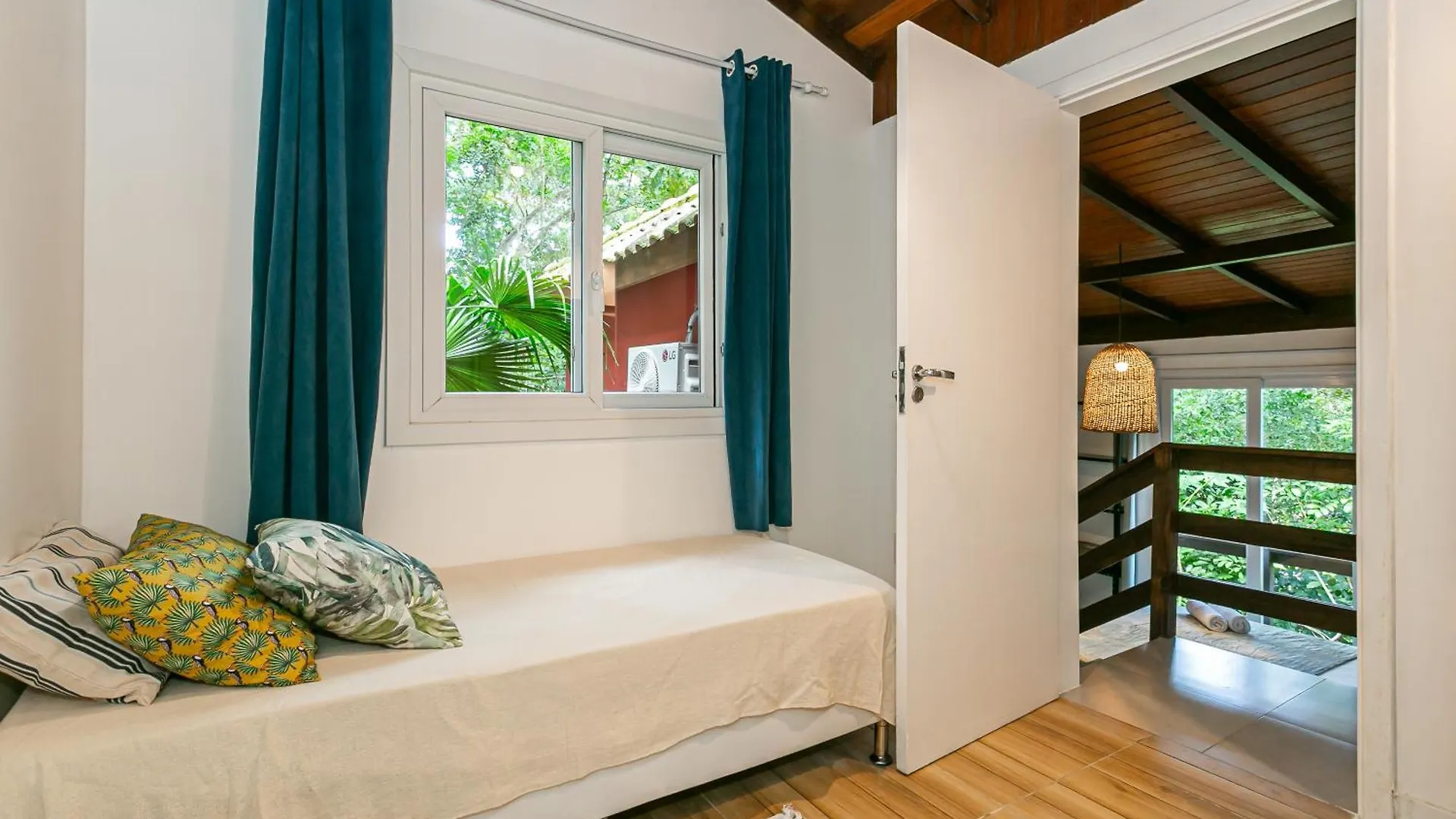 別荘 Casa Charmosa Na Mata Com Vista Da Lagoa. フロリアノポリス